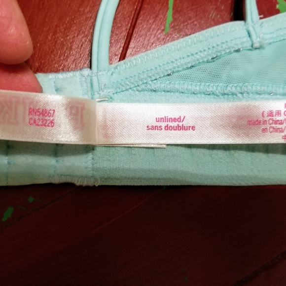 Victoria Secret PINK Stretch Criss Cross Bra Sz M - Picture 11 of 14